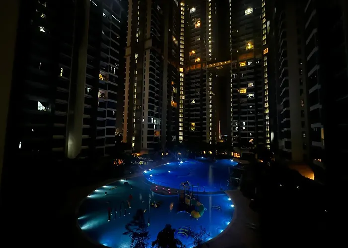 Happy Home @ Atlantis Residences Pool View