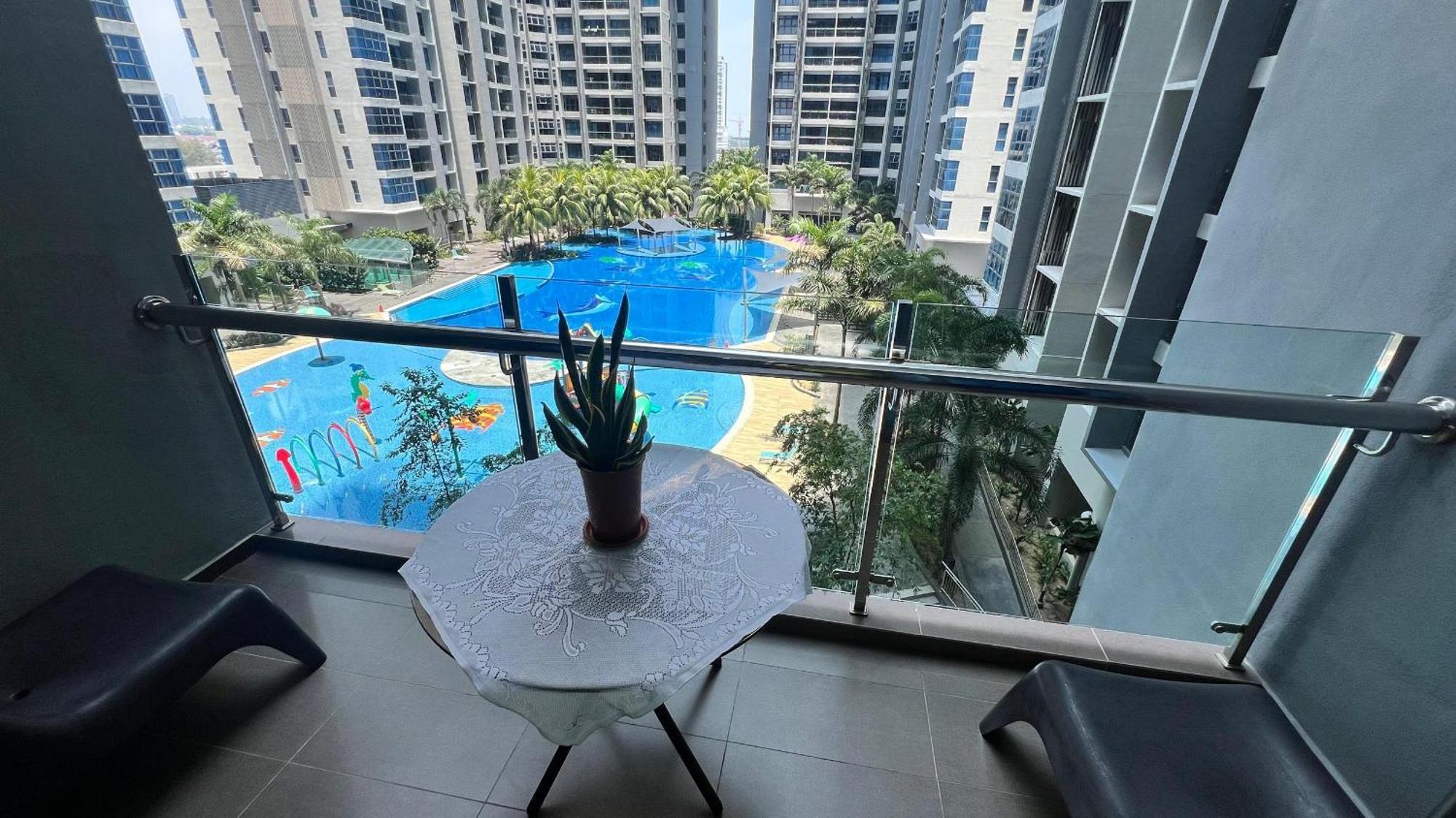 Apartment Happy @ Atlantis Residences Pool View